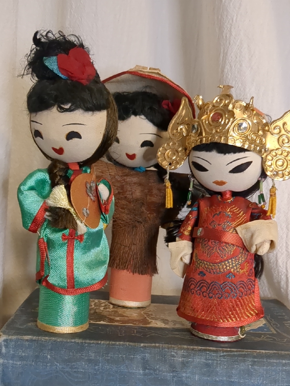 Vintage 50s Award Collectors Dolls Wood Peg Free China WWll Era Taiwan